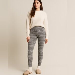 GARAGE winter white gray warm legging stretch ski snow holiday Christmas